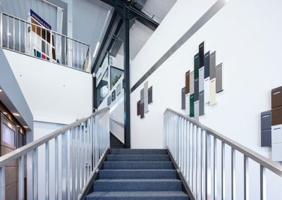 Locaux Gard Door System