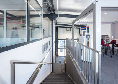 Locaux Gard Door System